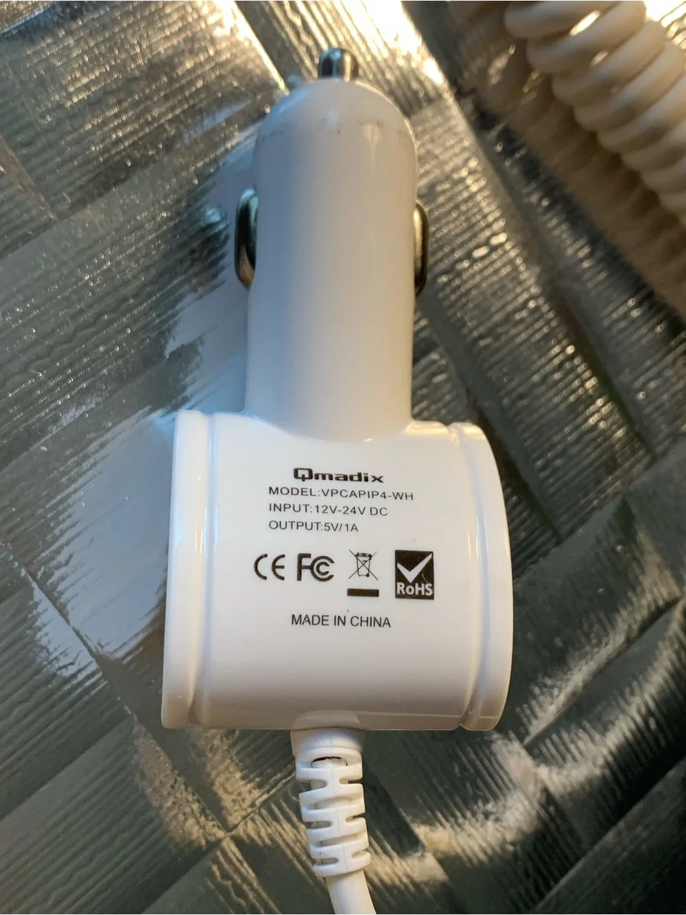 White Coiled Car Charger for Tablets & Mobile Devices